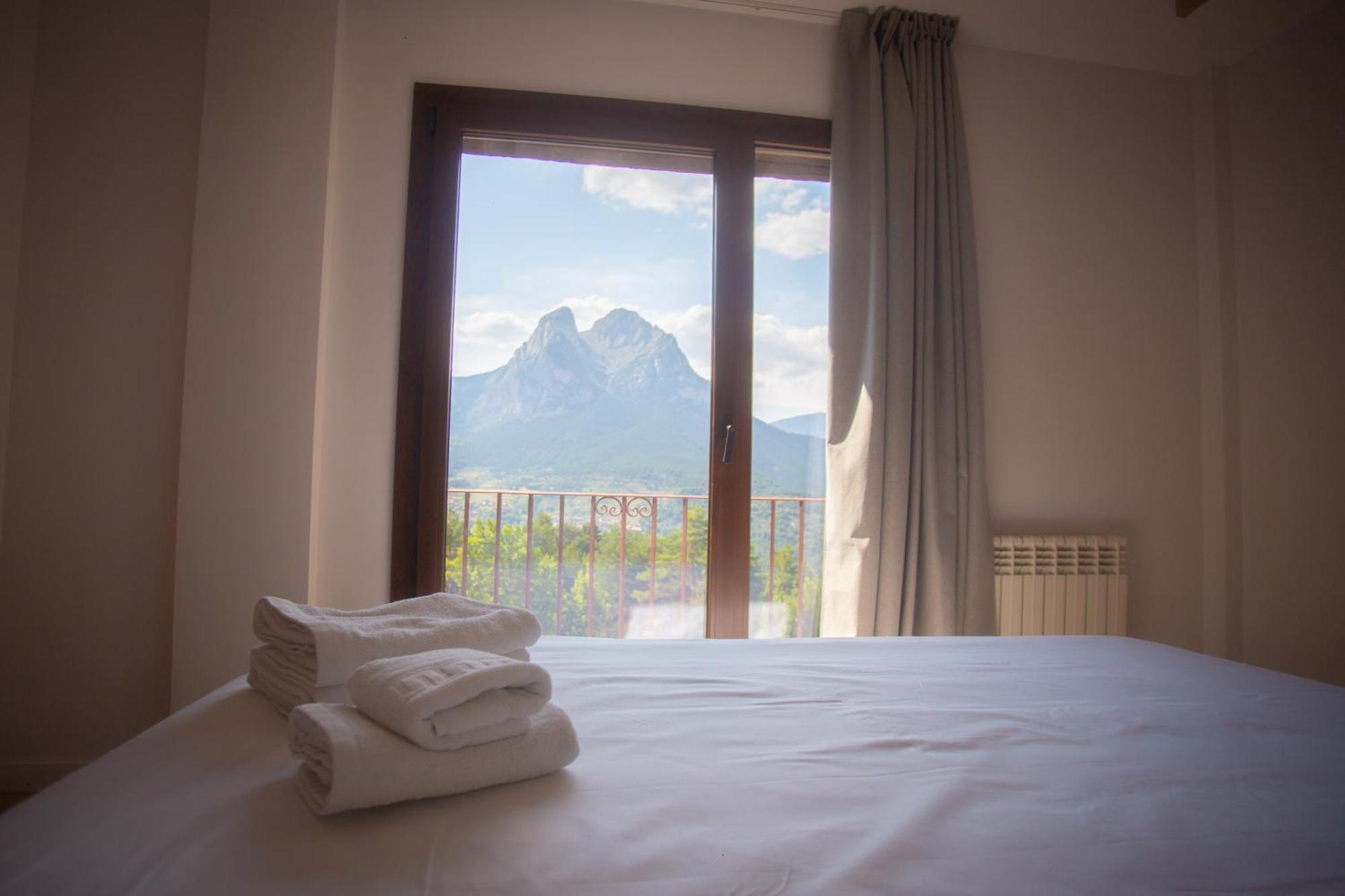 L'Indret Del Pedraforca Adults Only Hotel Saldés Exterior foto